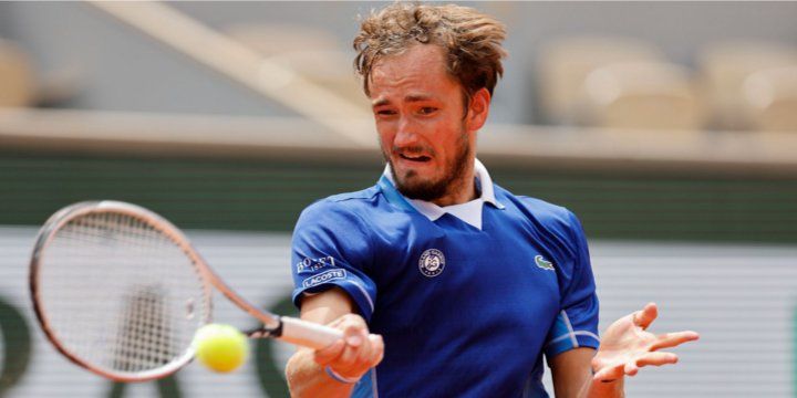 Kecmanovic vs Medvedev: prediction for the Roland Garros match